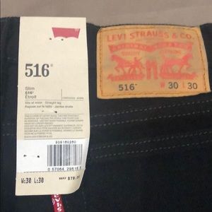 Levi’s black jeans